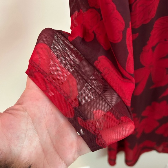 Cabi Red Floral Mesh Long Sleeve Button Front Dress Size Small - Picture 6 of 9